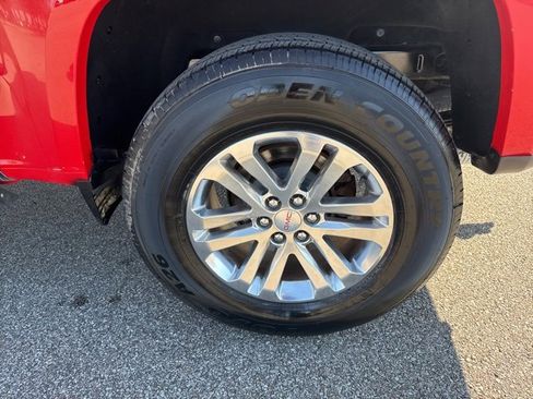 Used 2015 GMC Canyon SLT image 18