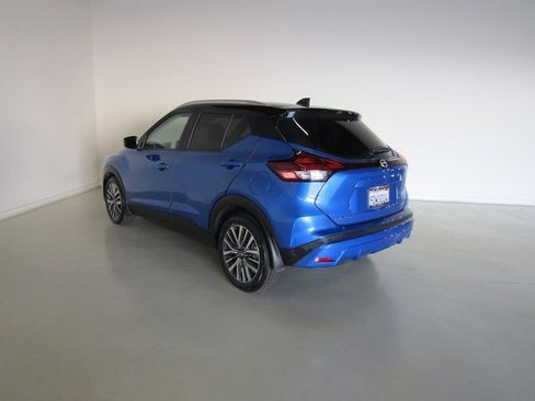 Used 2023 Nissan Kicks SV image 21
