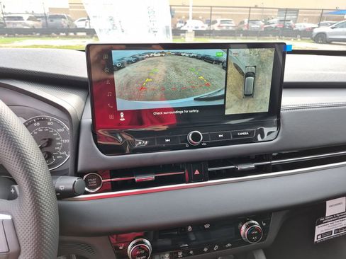 New 2026 Mitsubishi Outlander SE image 40