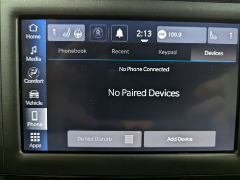 Used 2023 Chrysler Voyager LX image 20