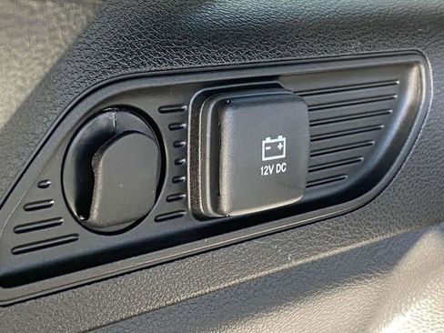 Used 2023 Jeep Grand Cherokee Limited image 15