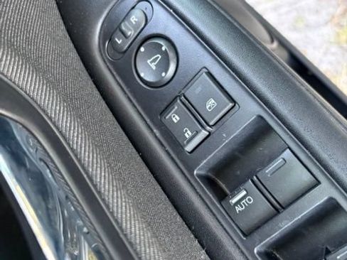 Used 2020 Honda HR-V LX image 21