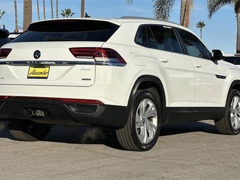 Used 2020 Volkswagen Atlas Cross Sport SEL image 4