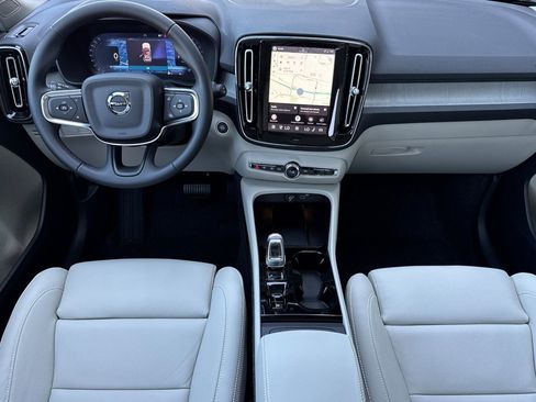 New 2026 Volvo XC40 B5 Plus w/ Protection Package Premier AWD/4WD image 14
