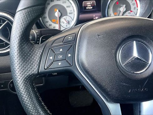 Used 2014 Mercedes-Benz CLA 250 image 20