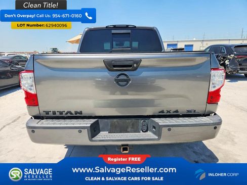 Used 2019 Nissan Titan SL w/ Midnight Edition AWD/4WD image 8