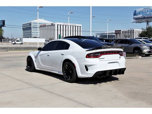 Used 2022 Dodge Charger Scat Pack image 4