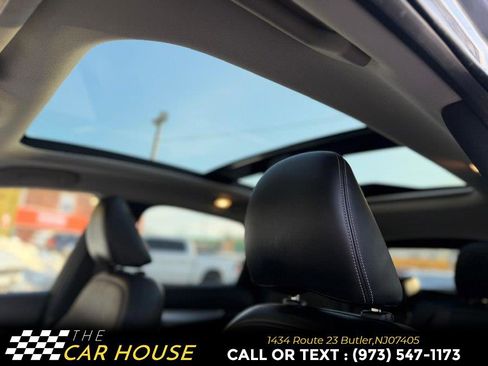 Used 2019 INFINITI QX50 Luxe w/ Navigation Package image 16