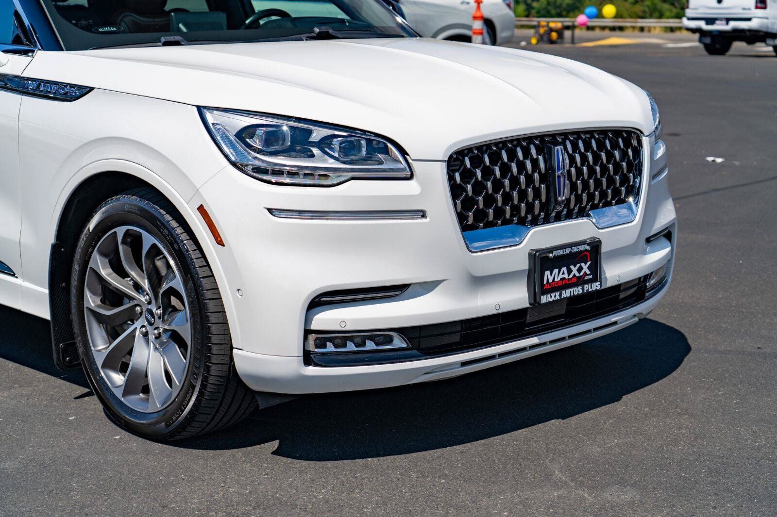 Used 2021 Lincoln Aviator Grand Touring w/ Equipment Group 302A AWD/4WD image 6