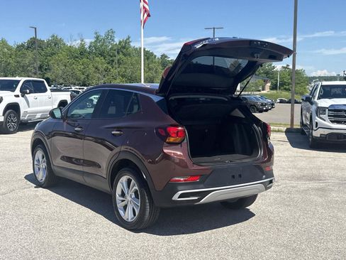 Used 2023 Buick Encore GX Preferred w/ Cold Weather Comfort Package AWD/4WD image 7