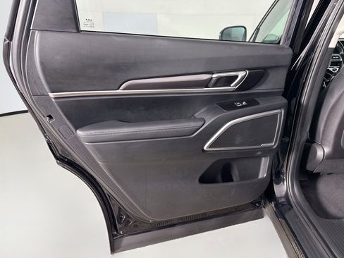 Used 2025 Kia Telluride S FWD image 26