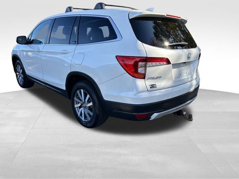 Used 2019 Honda Pilot EX image 3