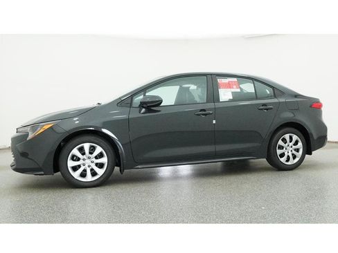 New 2026 Toyota Corolla LE FWD image 18