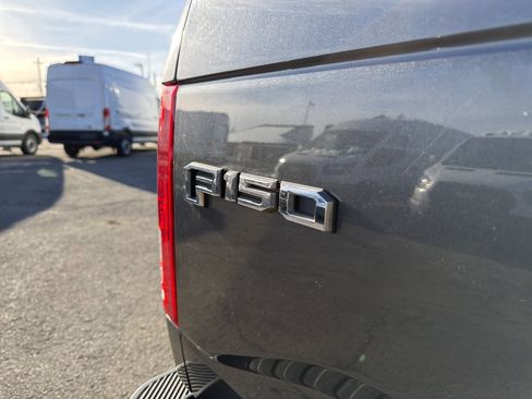 Used 2015 Ford F150 XLT w/ Equipment Group 302A Luxury image 28