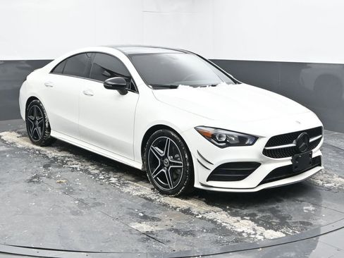 Used 2023 Mercedes-Benz CLA 250 4MATIC image 2