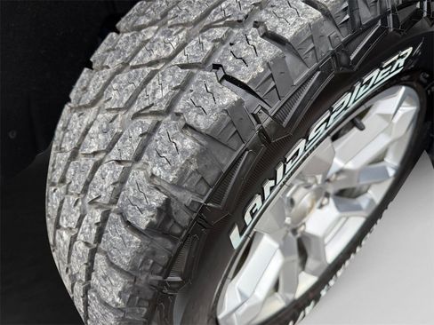 Used 2022 Chevrolet Silverado 1500 LT image 19