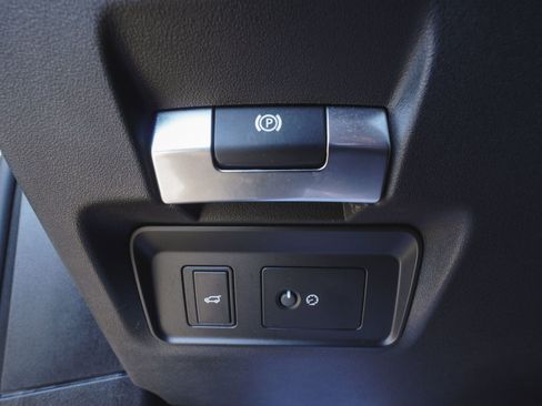 Used 2023 Land Rover Range Rover Evoque SE image 21