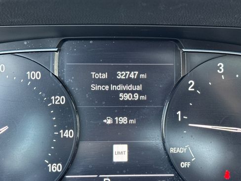 Used 2021 BMW 330i Sedan w/ Parking Assistance Package RWD image 24
