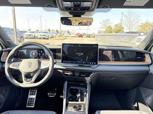 New 2026 Volkswagen Tiguan SEL R-Line image 20