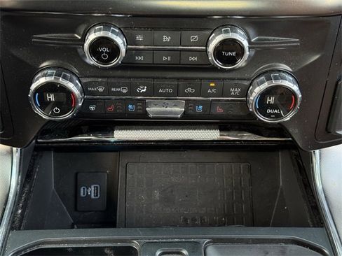 Used 2021 Ford F150 Platinum w/ Equipment Group 701A High image 19