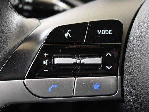 Certified 2025 Hyundai Elantra SEL w/ Cargo Package image 26