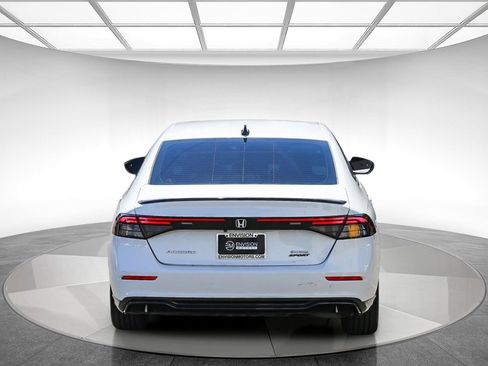 Used 2024 Honda Accord Sport image 3
