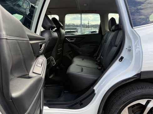 Used 2024 Subaru Forester Touring w/ Convenience Package image 28