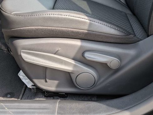 New 2026 Jeep Compass Latitude AWD/4WD image 20