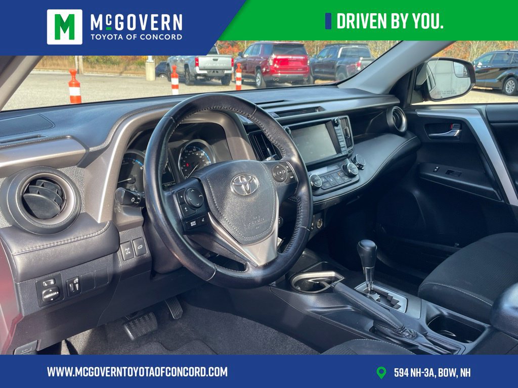 Used 2016 Toyota RAV4 XLE AWD/4WD image 12