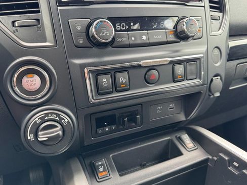 Used 2023 Nissan Titan SV w/ SV Utility Package image 16