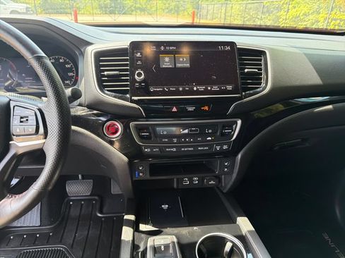Certified 2024 Honda Ridgeline Black Edition image 20