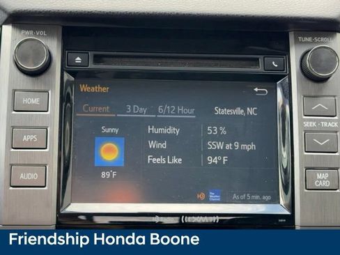 Used 2017 Toyota Tundra Limited w/ Limited Premium Package AWD/4WD image 30