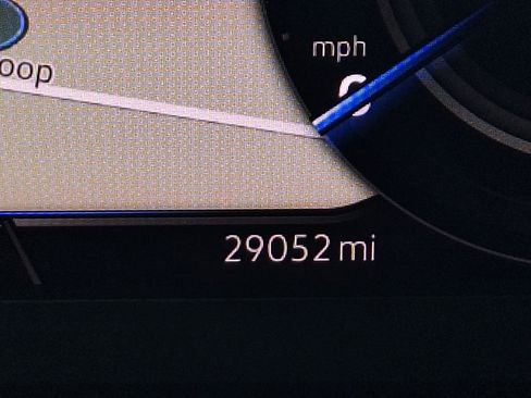 Used 2022 Volkswagen Tiguan SEL R-Line image 18