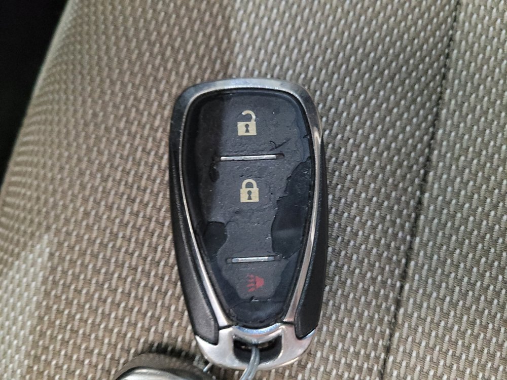 Used 2022 Chevrolet Traverse LS FWD image 32