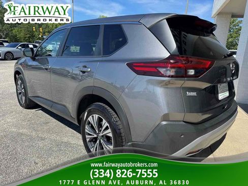 Used 2023 Nissan Rogue SV FWD image 8