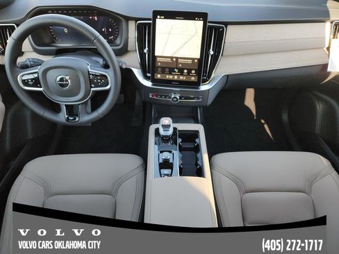 Used 2026 Volvo XC90 B5 Plus w/ Protection Package Premier image 25