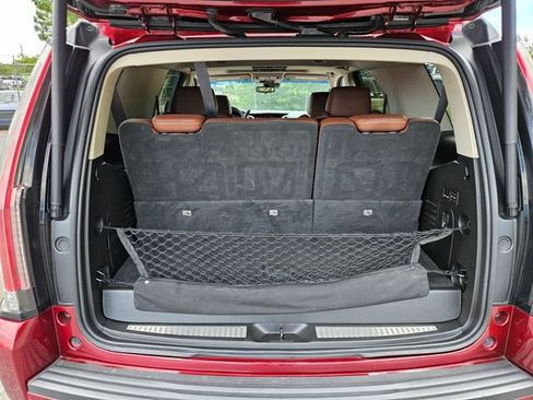 Used 2018 Cadillac Escalade Premium Luxury w/ LPO, Radiant Package AWD/4WD image 17