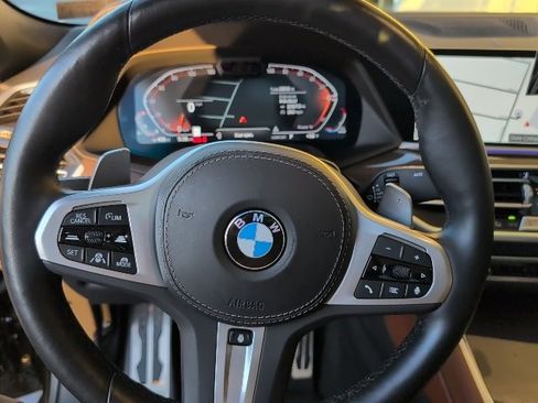 Certified 2023 BMW X6 xDrive40i w/ Executive Package image 19