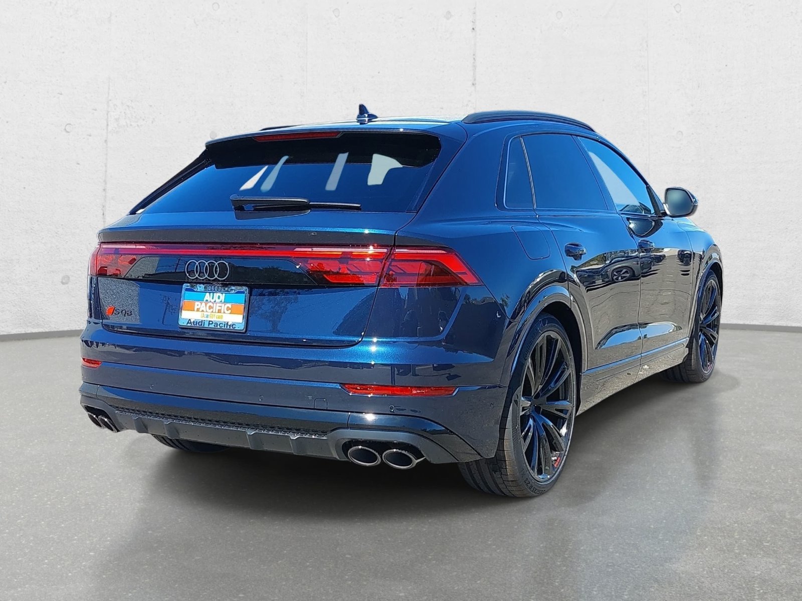 New 2027 Audi SQ8 Prestige AWD/4WD image 5