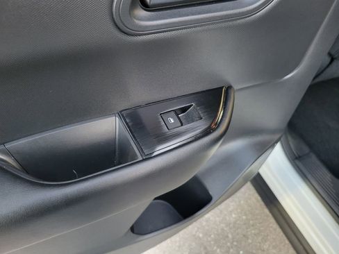 Certified 2025 Nissan Rogue S image 10