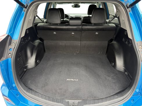 Used 2016 Toyota RAV4 Limited FWD image 17