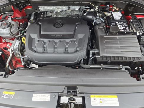 Used 2024 Volkswagen Tiguan SE R-Line w/ MDO Package, Three-Row image 34