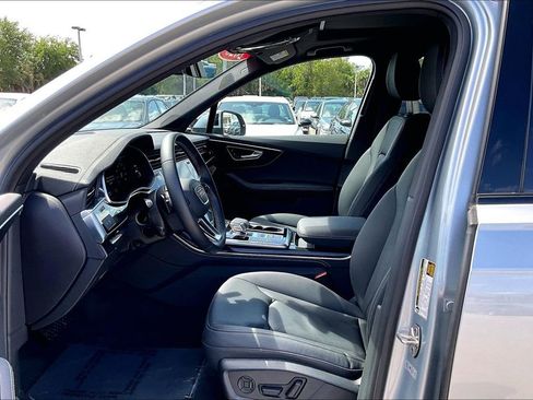 Certified 2025 Audi Q7 3.0T Premium Plus w/ Premium Plus Package AWD/4WD image 21