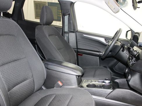 Used 2025 Ford Escape Active FWD image 29
