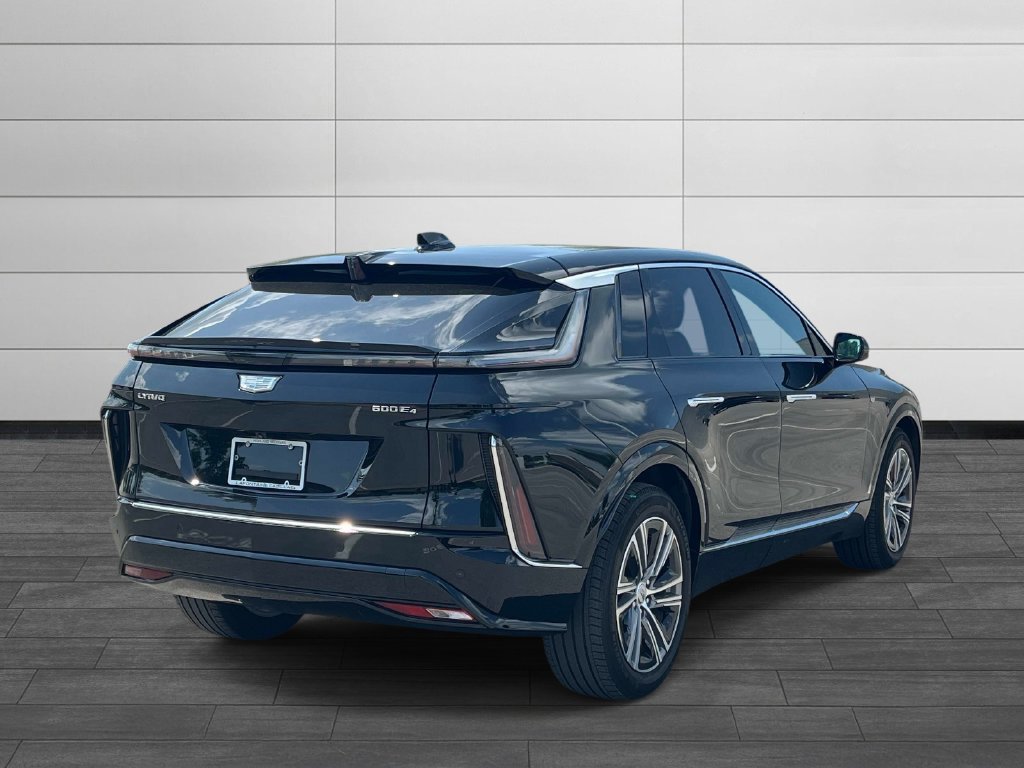 Certified 2024 Cadillac Lyriq Luxury w/ LPO, Floor Liner Package AWD/4WD image 6
