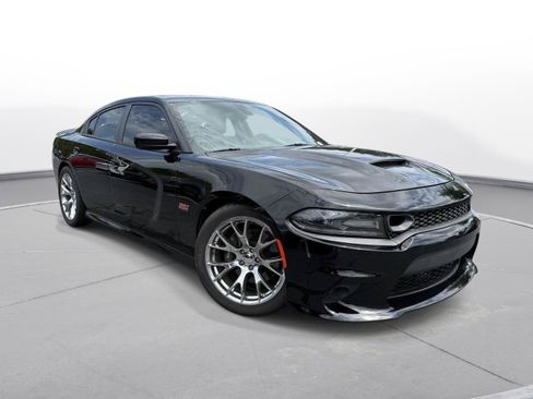 Used 2019 Dodge Charger Scat Pack w/ Driver Confidence Group RWD image 4