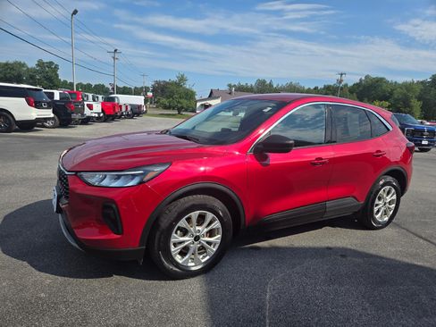 Used 2023 Ford Escape Active AWD/4WD image 4