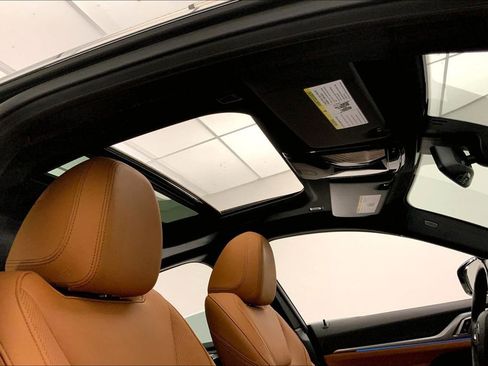 Certified 2023 BMW i4 eDrive35 w/ Premium Package RWD image 25
