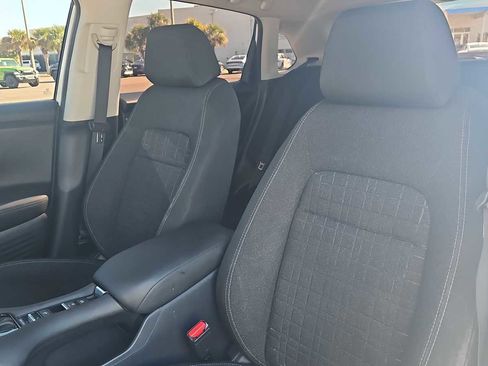 Certified 2023 Honda HR-V LX image 13