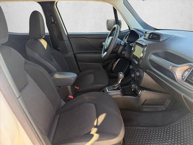 Used 2023 Jeep Renegade Latitude AWD/4WD image 23